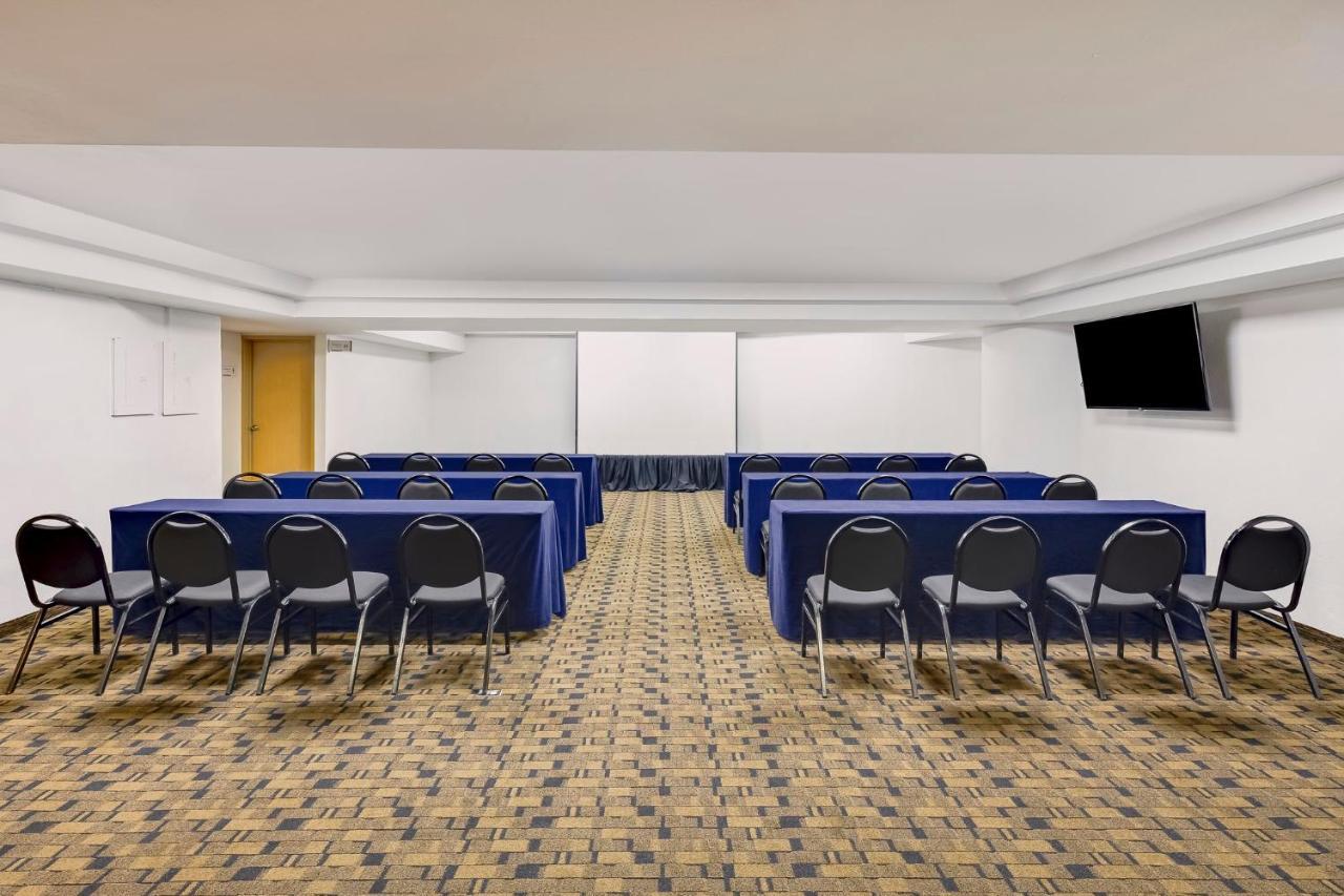 Fiesta Inn Insurgentes Viaducto Meksyk Zewnętrze zdjęcie